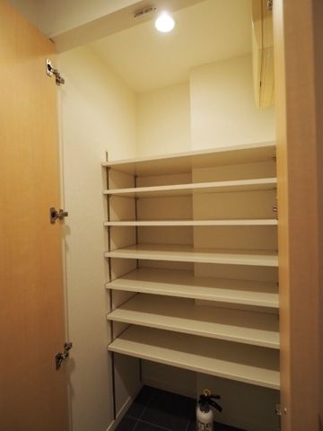 レジディア水道橋の収納