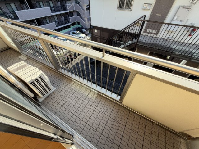 ユートピアⅠのバルコニー|＊他号室参考写真