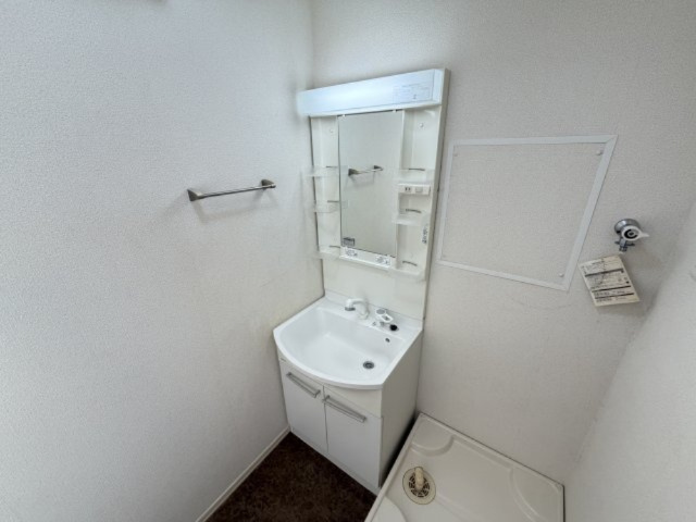 ユートピアⅠの独立洗面台|＊他号室参考写真