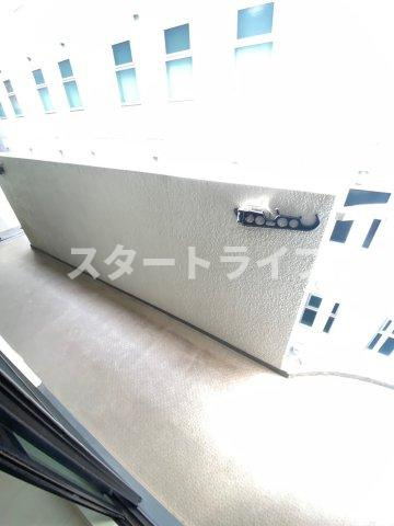 大阪市淀川区西宮原１丁目の賃貸マンションのバルコニー