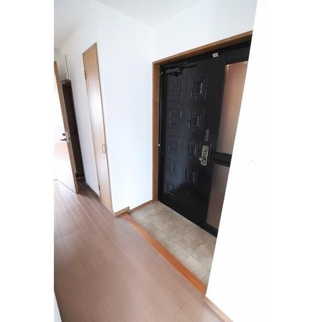 番町グロリアビルの玄関