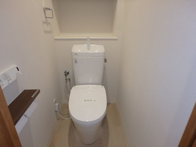 RICウエストコート4番街　北棟３番館のトイレ