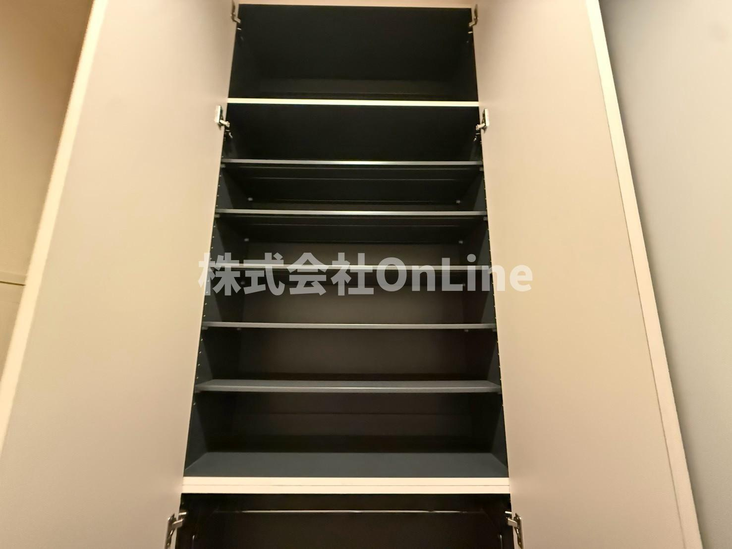 メゾン エル ドォレの収納