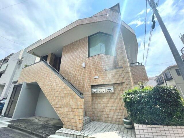 コーポ今井のエントランス|落ち着いたエントランスです