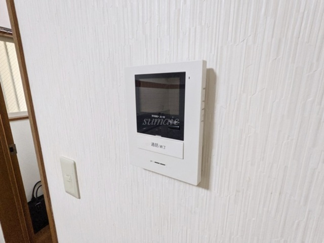 バンブービレッジのセキュリティ|☆ＴＶモニター付インターホン完備☆