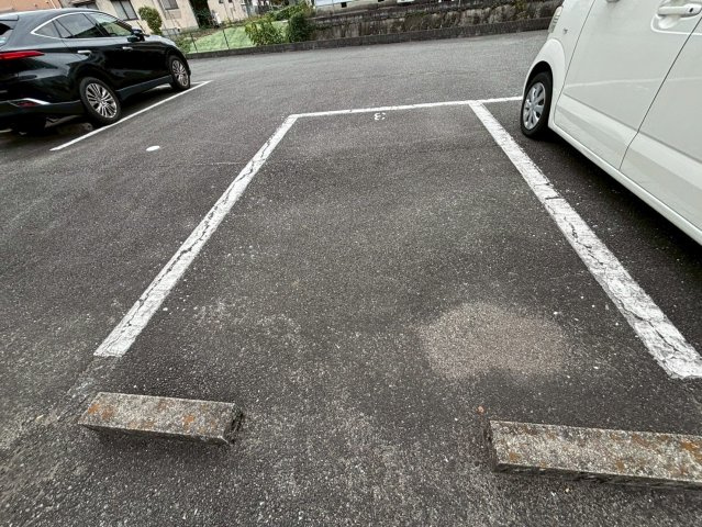 リバーサイドビレッジの駐車場