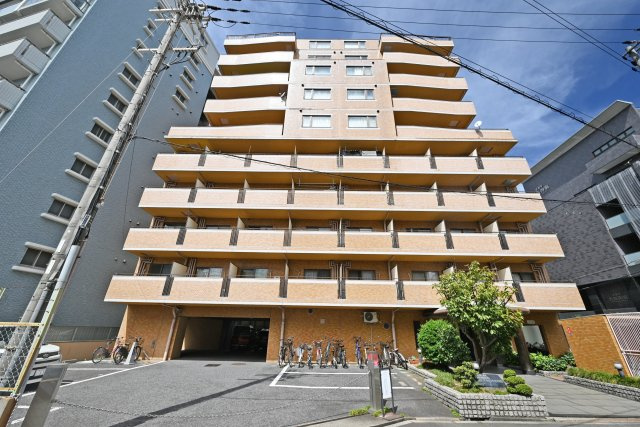 ダイアパレス新大阪 の外観|いつでも室内を見学して頂けますので、見学をご希望の方はお気軽にお問い合わせください。