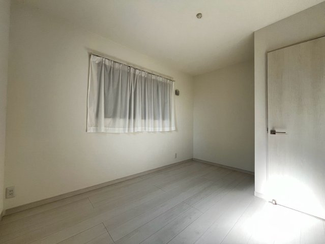 西舞子１丁目貸家の子供部屋