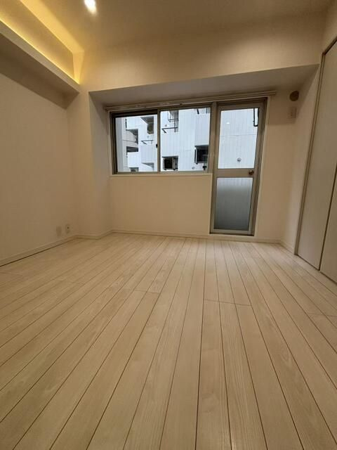 ハイツ神田岩本町