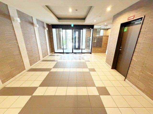 小西マンションのロビー