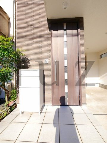 港南台１丁目戸建てのエントランス