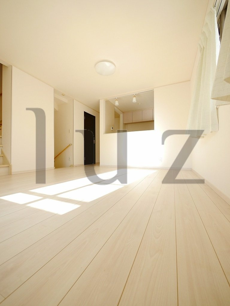港南台１丁目戸建ての居間・リビング