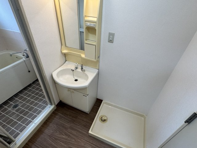江尻マンションの洗面所