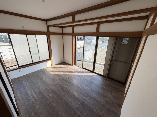 伊勢原市小稲葉　中古戸建の寝室