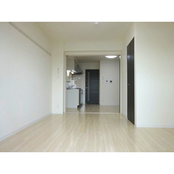 名古屋市中村区長戸井町２丁目の賃貸マンションの居間・リビング