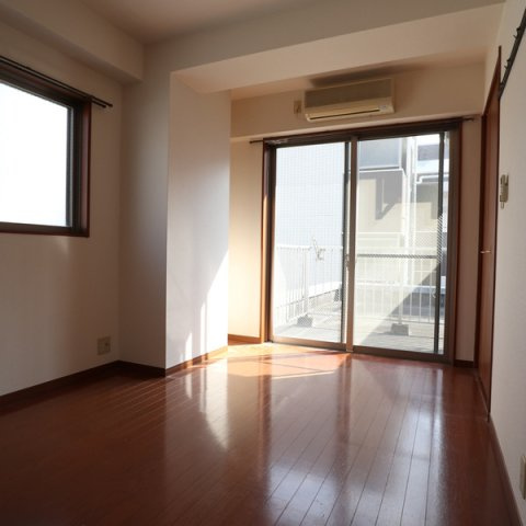 原庭プレイスの内装