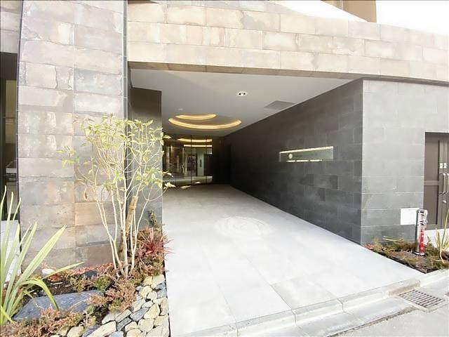 名古屋市中区大須２丁目の賃貸マンションのエントランス