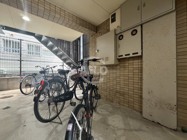 maison Raffineのその他|駐輪場
