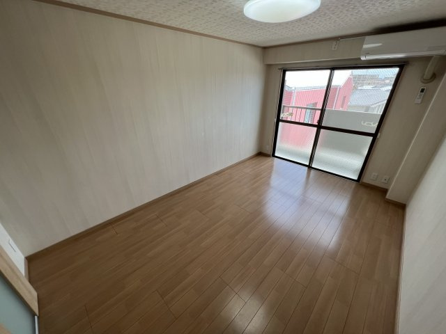 エアコン付きで初期費用を抑えられます♪