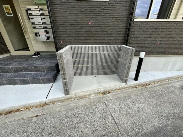 ジーメゾン名古屋正徳のその他共用部分|専用ゴミ置き場です