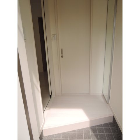 アムール3292 の玄関