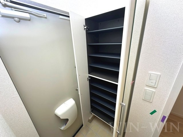 カナル ホリカワの玄関|イメージ（同施工会社同一モデルの写真です）