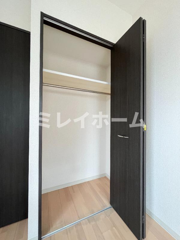 プリムローズの収納|同建物内、別のお部屋の参考写真になります。