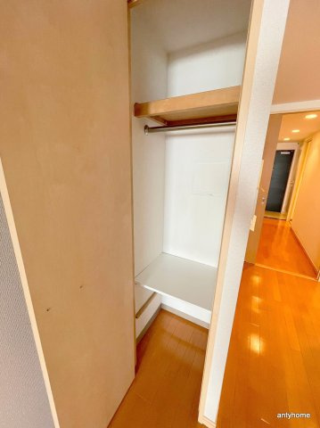プレサンス新大阪ステーションフロント　仲介手数料無料の収納