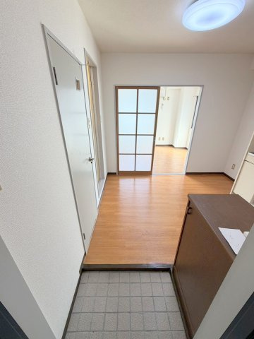 福寿ビルの玄関