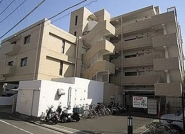 ソレイユ西六郷の外観