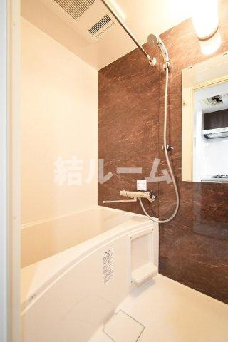 練馬区春日町３丁目のアパートの浴室