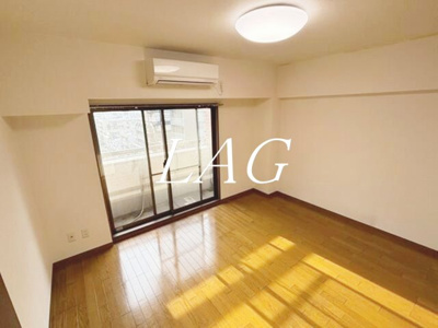 【居間・リビング】 | 第３ダイヤモンドビル | 洋室のお部屋です。