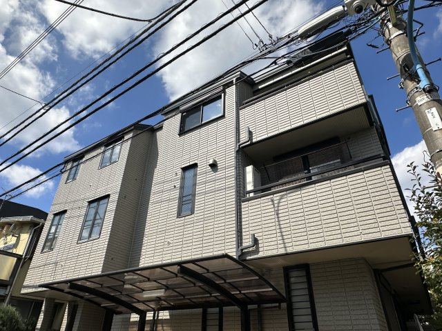 オーパス信濃町の外観