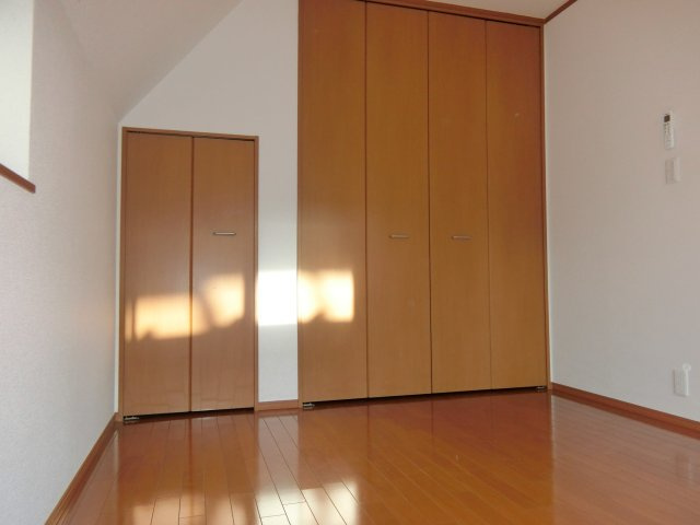 オーパス信濃町の寝室|同建物別室参考写真