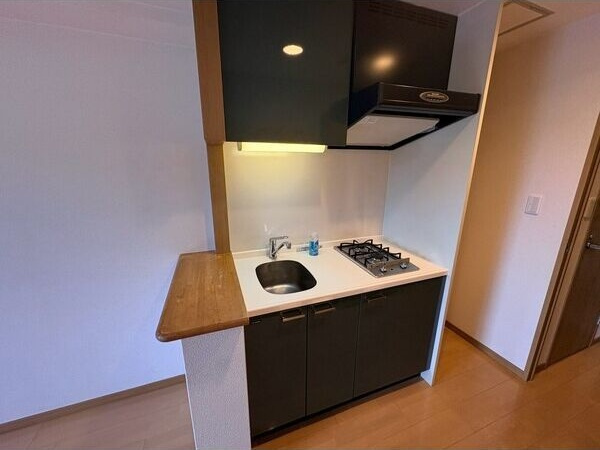 名古屋市瑞穂区彌富通１丁目の賃貸マンションのキッチン