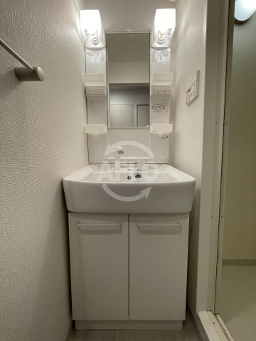 オリエンタル靱本町の独立洗面台|オリエンタル靭本町　独立洗面台