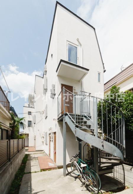 スパッツィオ南烏山の外観