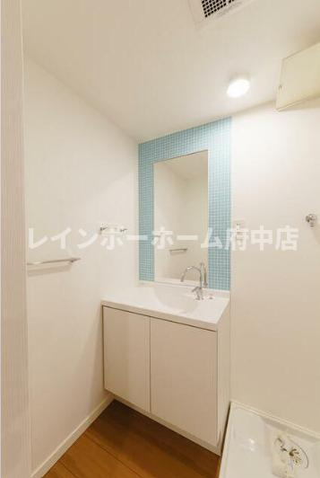 スパッツィオ南烏山の独立洗面台