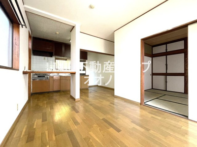 【居間・リビング】 | 羽生市上岩瀬　中古戸建