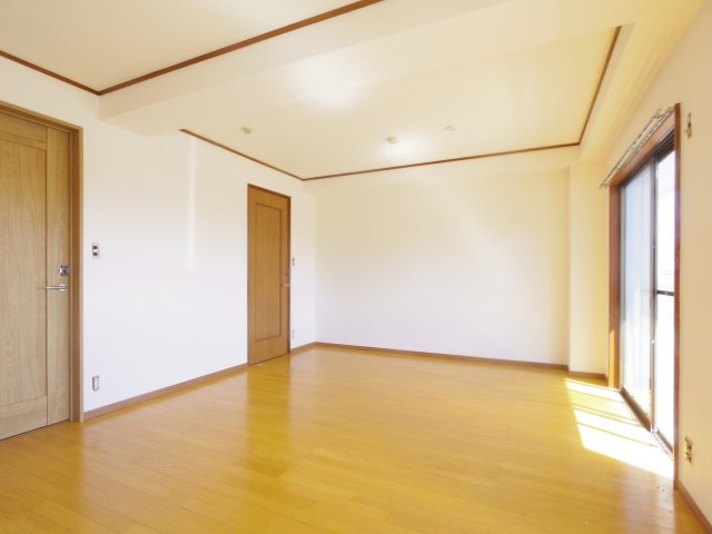 高橋ビルの内装
