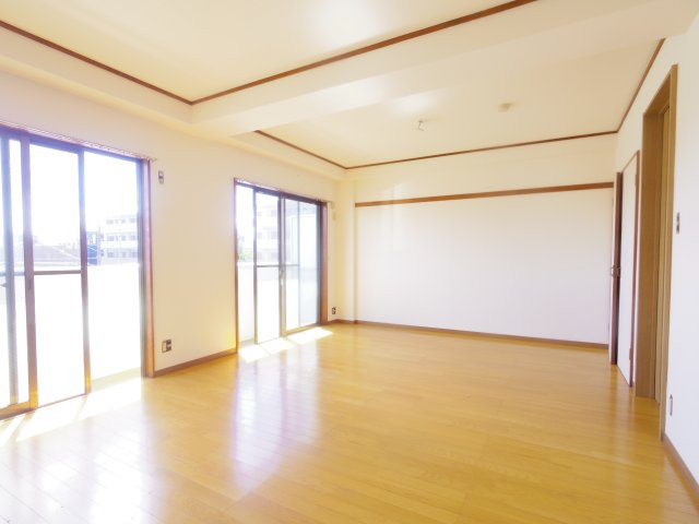 高橋ビルの内装