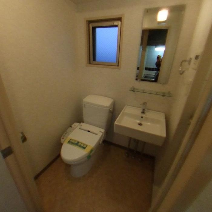 ステージファースト本郷のトイレ|バス・トイレ別　温水洗浄便座