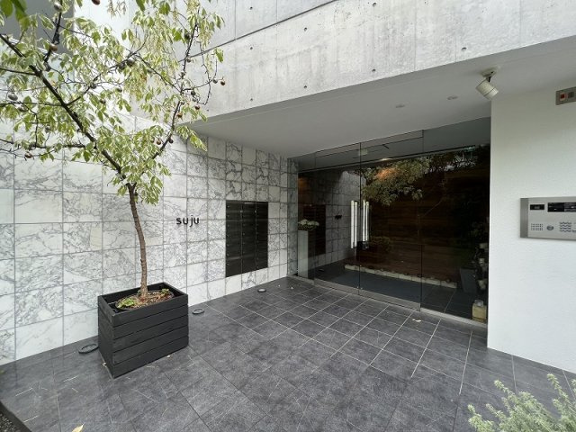 豊中市桜の町２丁目の店舗事務所
