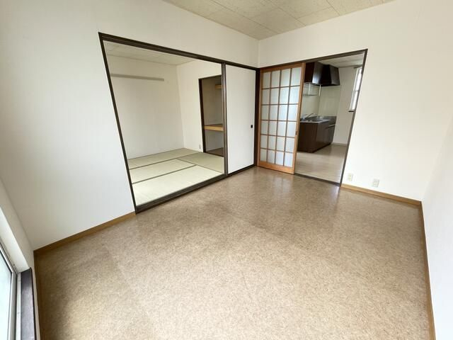 ペアメゾンＡ棟の洋室