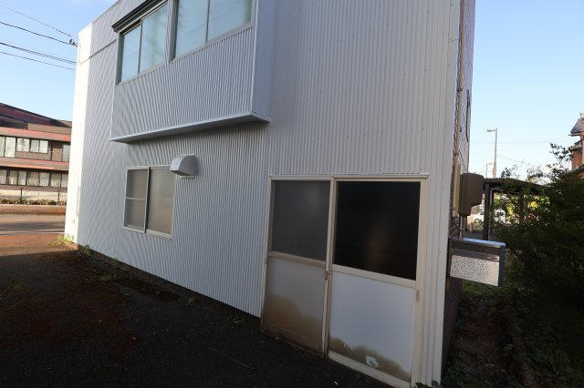 学校町1丁目　店舗兼事務所の外観パース