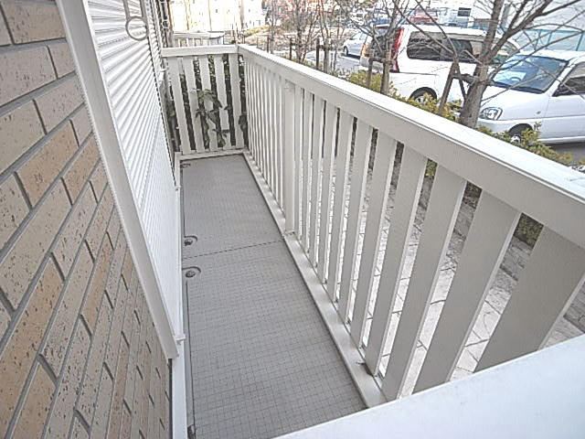 エスポワール東寝屋川のバルコニー