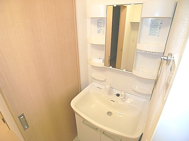 エスポワール東寝屋川の洗面所