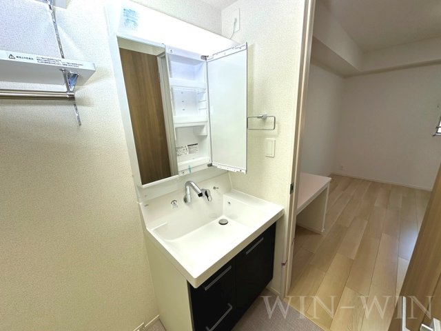 カナル ホリカワの独立洗面台|イメージ（同施工会社同一モデルの写真です）