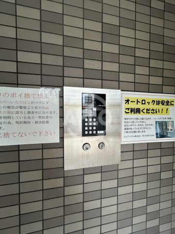 ウインズコートⅡ新北野のセキュリティ|オートロック