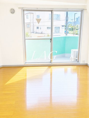 【居間・リビング】 | アライハウスⅠ | 洋室のお部屋です。